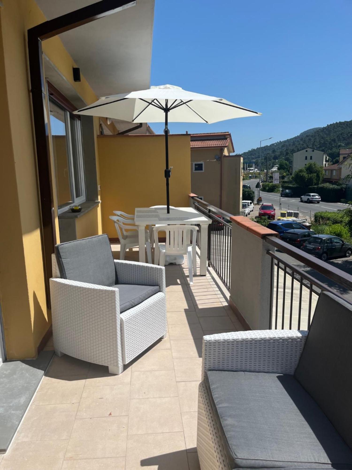 Elite19 Apartment Plus 39 Ameglia Exterior photo